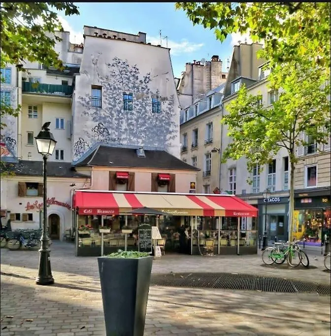 Charming Apartment Saint Germain Paris